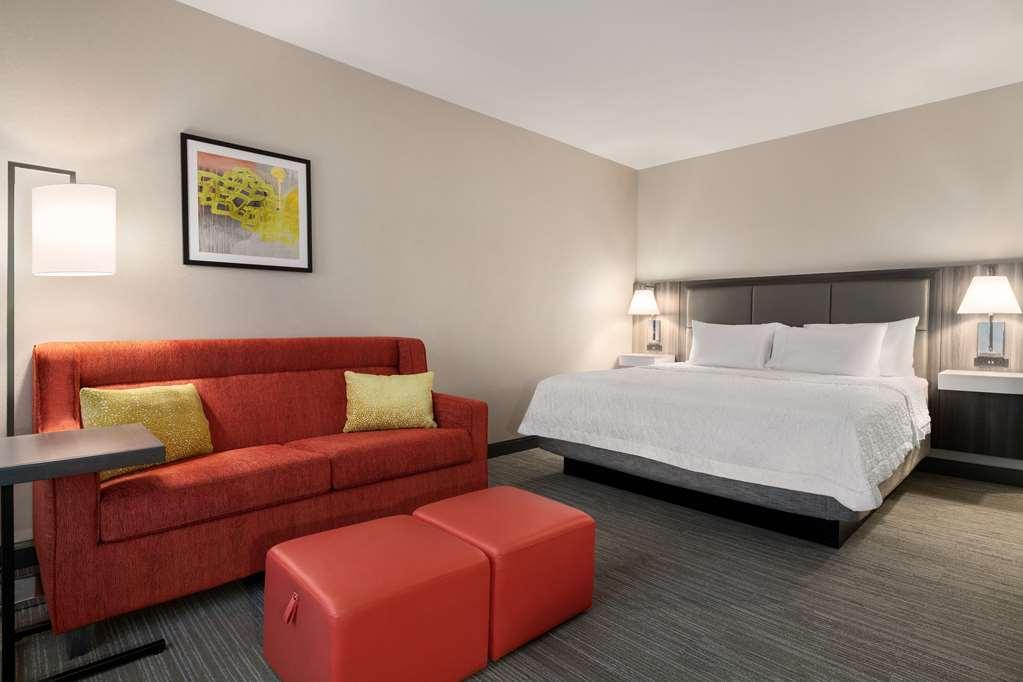 Hampton Inn & Suites سنوكوالمي الغرفة الصورة