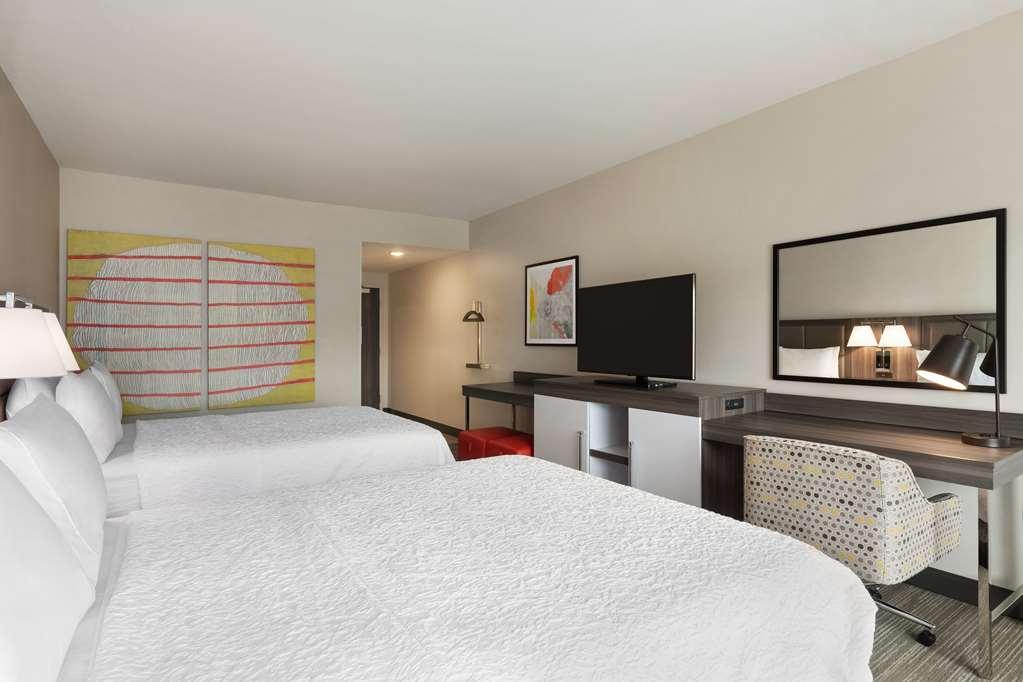 Hampton Inn & Suites سنوكوالمي الغرفة الصورة