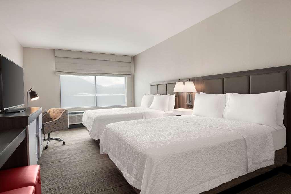 Hampton Inn & Suites سنوكوالمي الغرفة الصورة